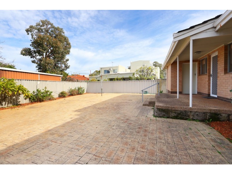 3B Calgary Street, Ardross WA 6153