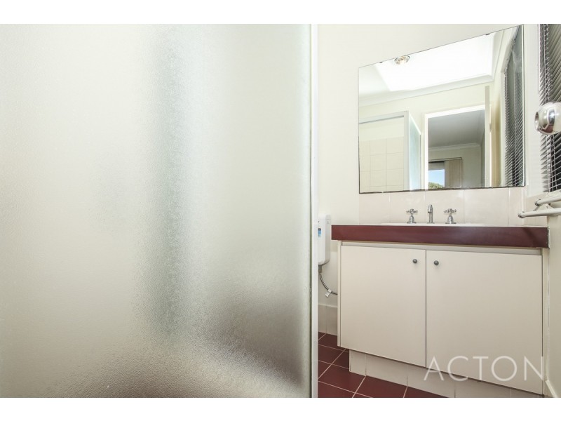 181 Wentworth Parade, Success WA 6164