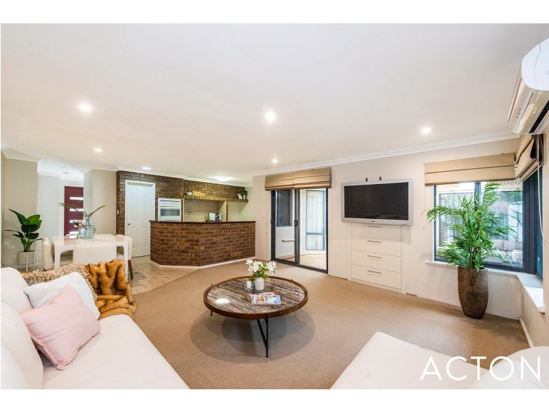 14 Barblett Way, Kardinya WA 6163