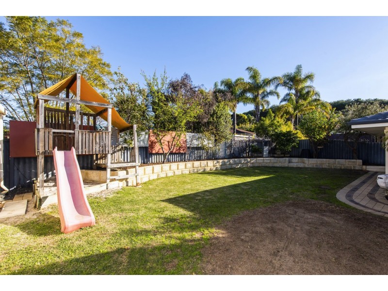 14 Barblett Way, Kardinya WA 6163