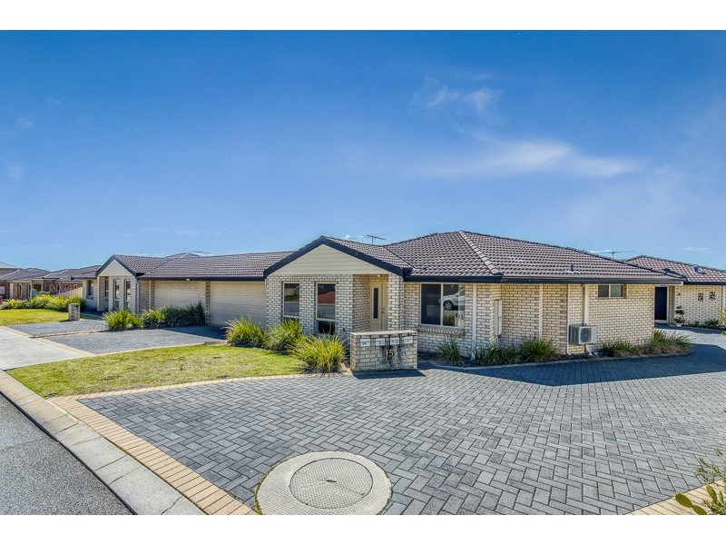 2/15 Giudice way, Yangebup WA 6164