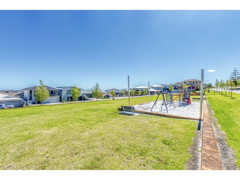 2/15 Giudice way, Yangebup WA 6164