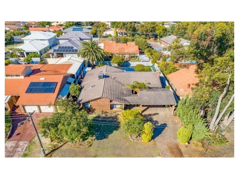 4 SPRIGG PLACE, Booragoon WA 6154