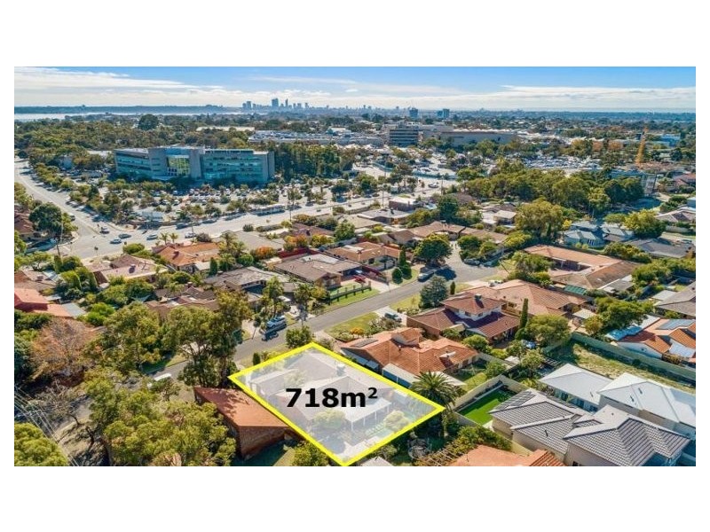 4 SPRIGG PLACE, Booragoon WA 6154