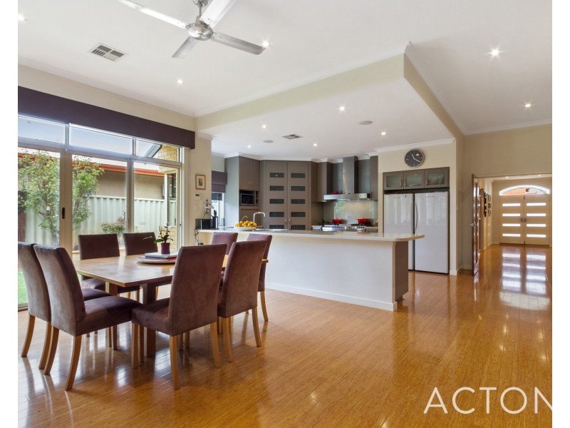 62 Beamish Ave, Brentwood WA 6153