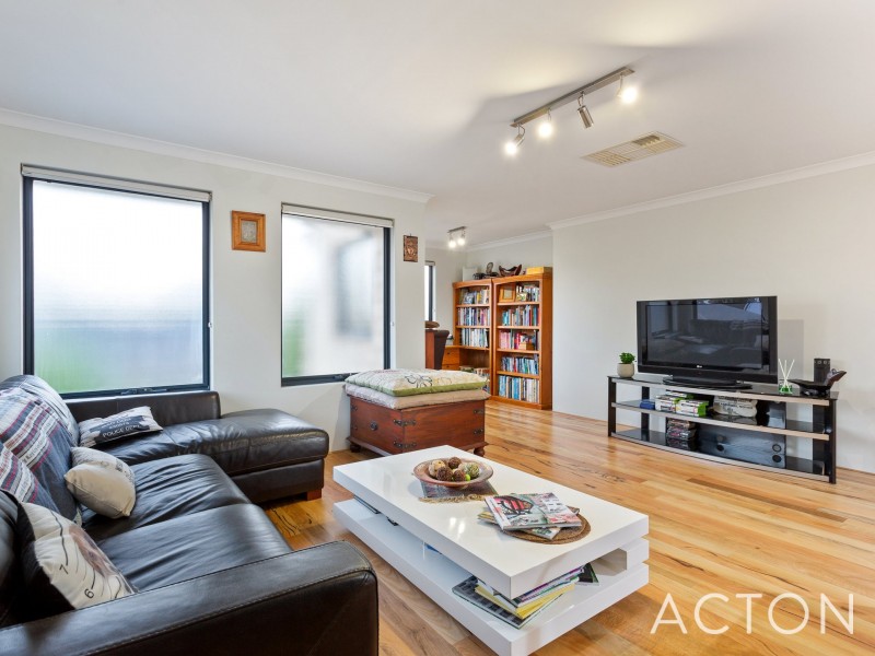 10A Brian Ave, Mount Pleasant WA 6153