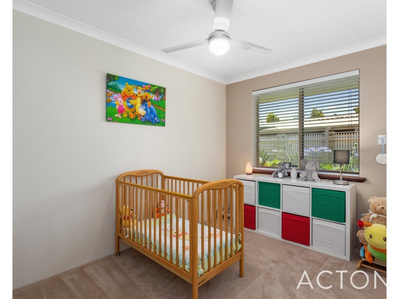 90 Sylvan Crescent, Leeming WA 6149