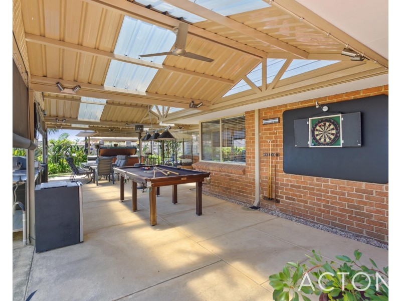 90 Sylvan Crescent, Leeming WA 6149