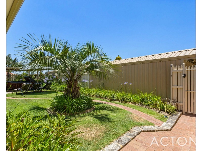 90 Sylvan Crescent, Leeming WA 6149