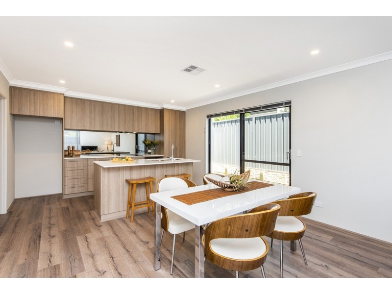 1/8 Lealt Place, Ardross WA 6153