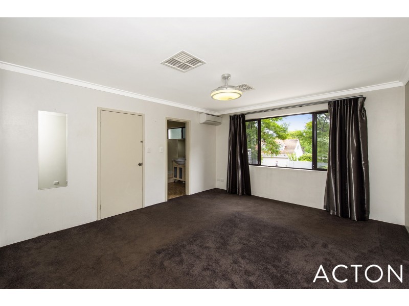 43B Tweeddale Rd, Applecross WA 6153