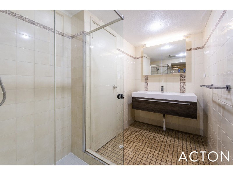 43B Tweeddale Rd, Applecross WA 6153