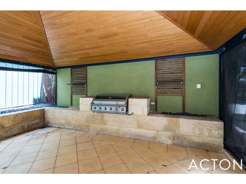 43B Tweeddale Rd, Applecross WA 6153