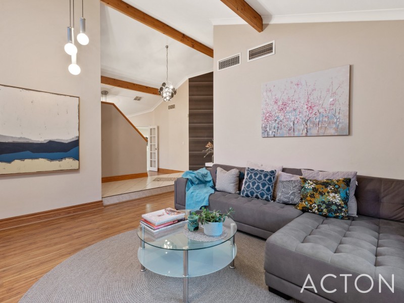 26 Barcombe Way, Leeming WA 6149