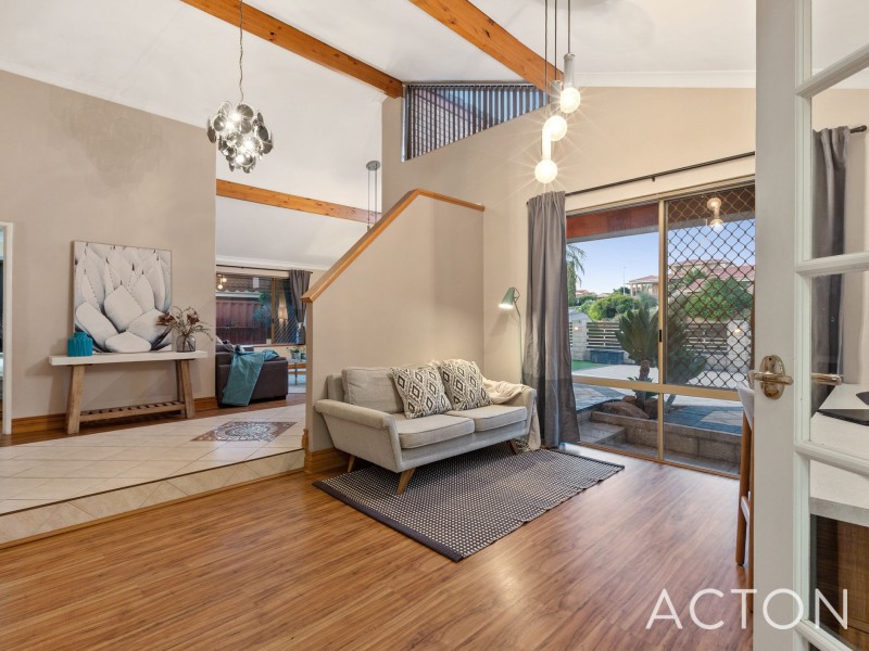 26 Barcombe Way, Leeming WA 6149