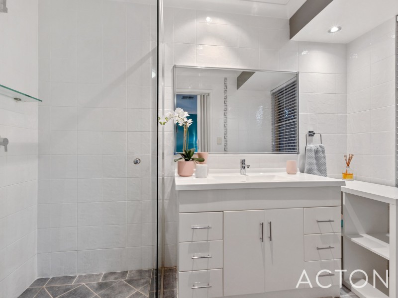 26 Barcombe Way, Leeming WA 6149
