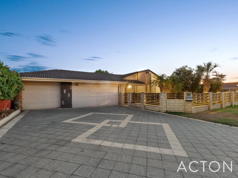 26 Barcombe Way, Leeming WA 6149