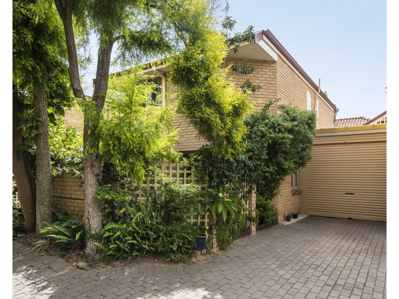 3/2 Riseley Street, Applecross WA 6153