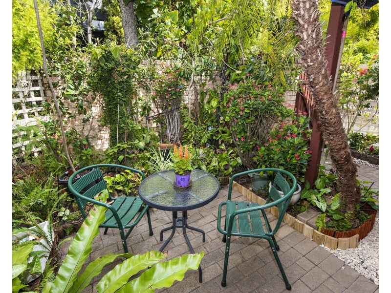 3/2 Riseley Street, Applecross WA 6153