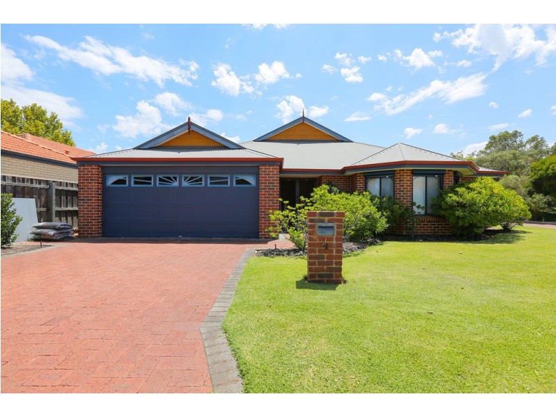 4 Perth Place, Canning Vale WA 6155