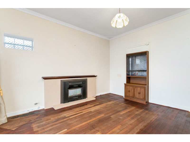 225 Hamilton St, Queens Park WA 6107