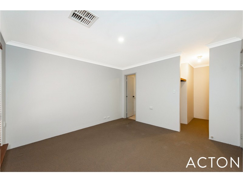 2a Gairloch St, Applecross WA 6153