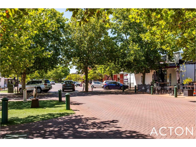 2a Gairloch St, Applecross WA 6153