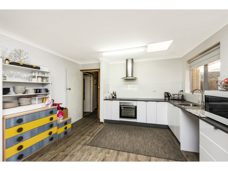 33A Rankin Way, Booragoon WA 6154