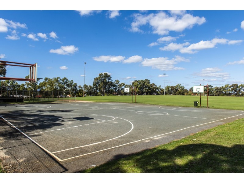 33A Rankin Way, Booragoon WA 6154