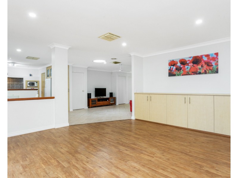 4 Steffanoni Place, Kardinya WA 6163