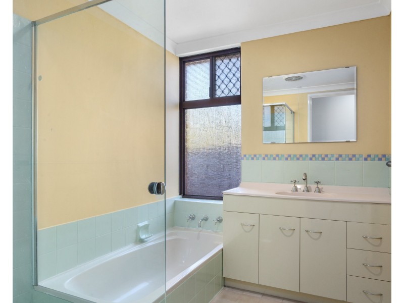 4 Steffanoni Place, Kardinya WA 6163 Floorplan