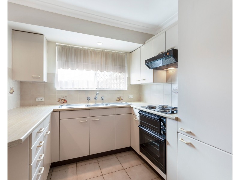 9 Cleopatra Street, Palmyra WA 6157