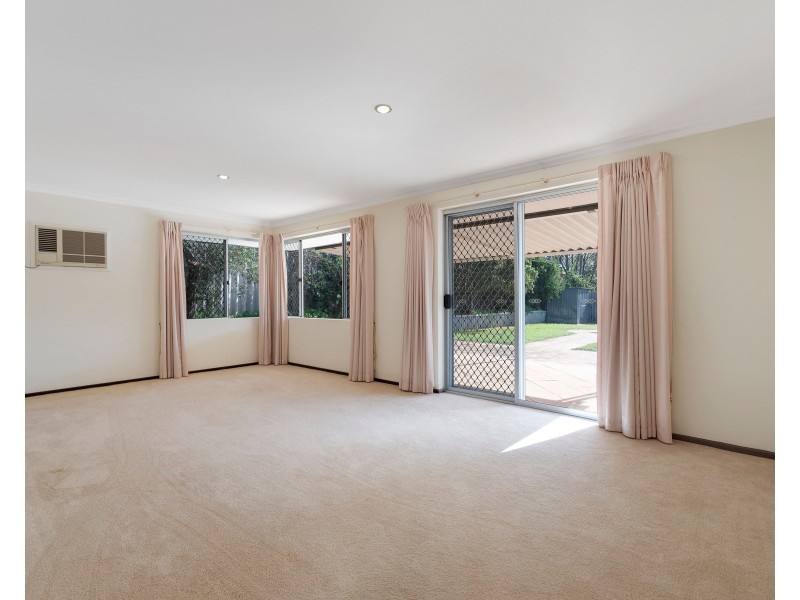 9 Cleopatra Street, Palmyra WA 6157