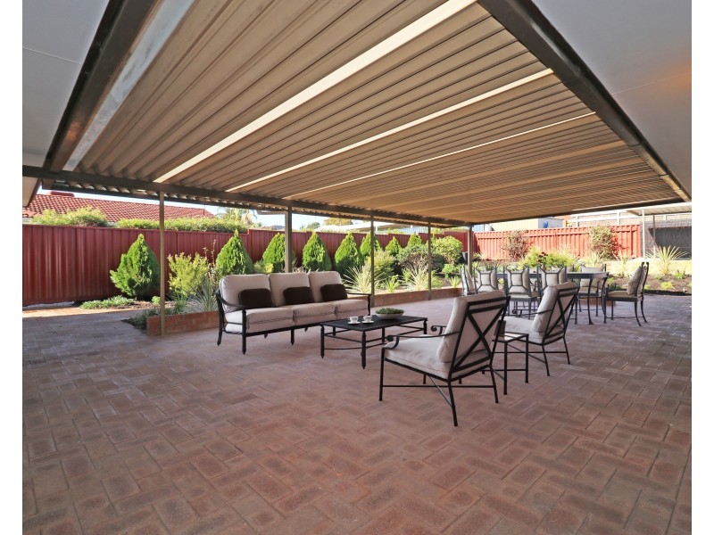 42 Beckley Circle, Leeming WA 6149