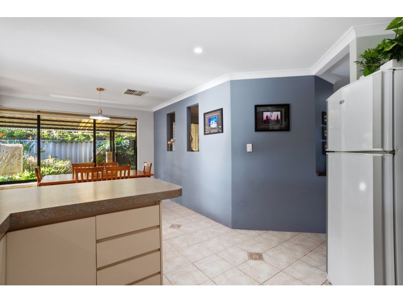 7 Coomer Elbow, South Guildford WA 6055