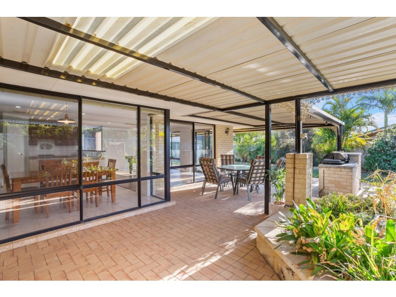 7 Coomer Elbow, South Guildford WA 6055