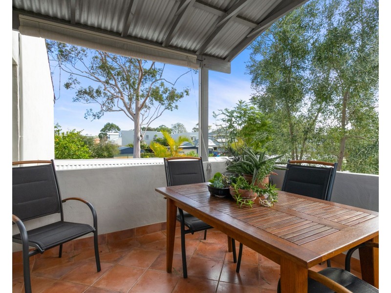 6/1 Lentona Rd, Attadale WA 6156