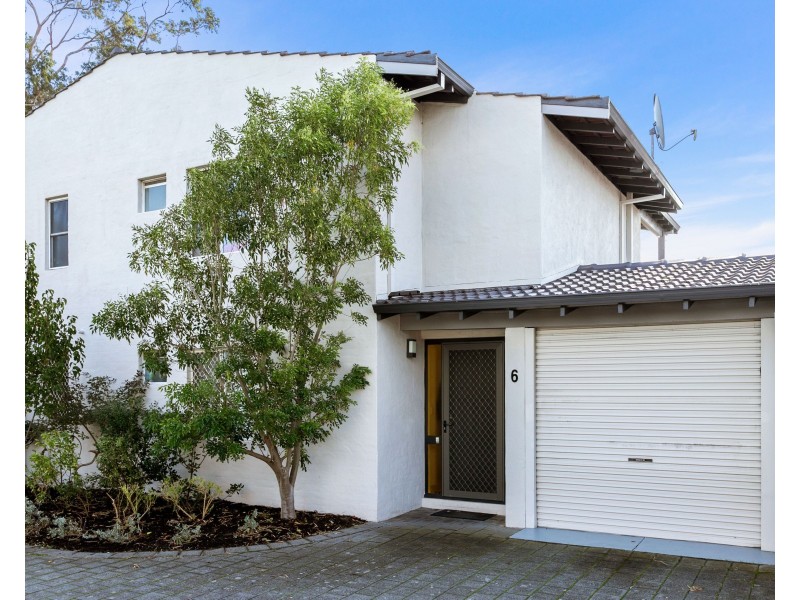 6/1 Lentona Rd, Attadale WA 6156