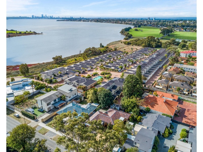 6/1 Lentona Rd, Attadale WA 6156