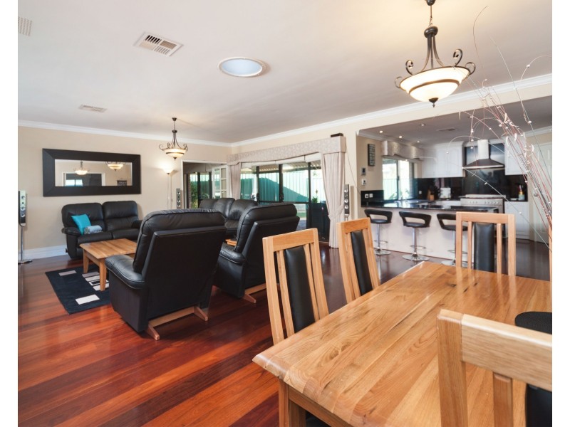 2A Frederic Street, Helena Valley WA 6056