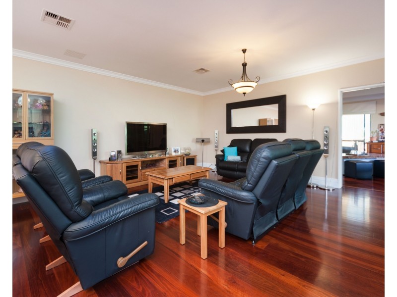 2A Frederic Street, Helena Valley WA 6056