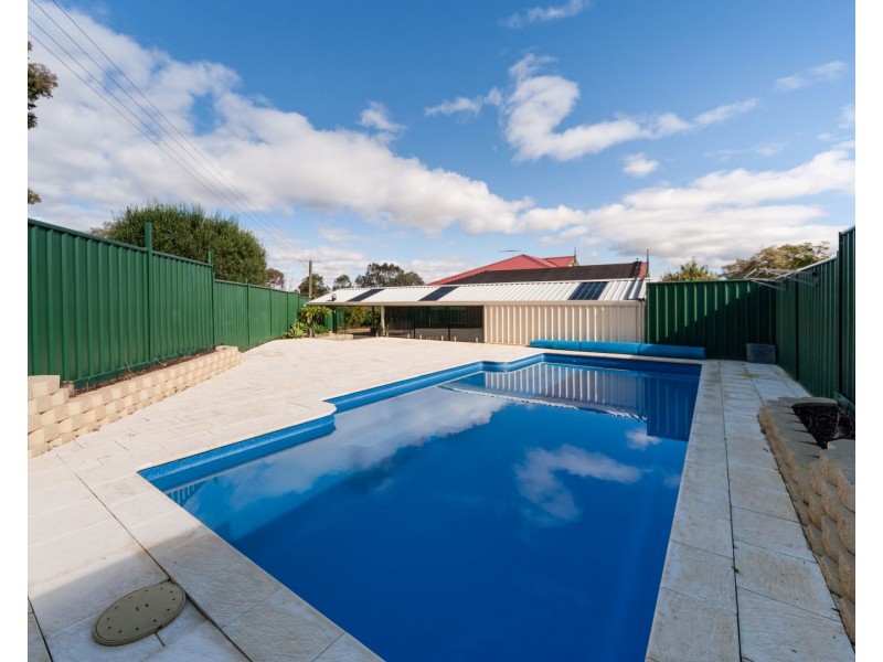 2A Frederic Street, Helena Valley WA 6056