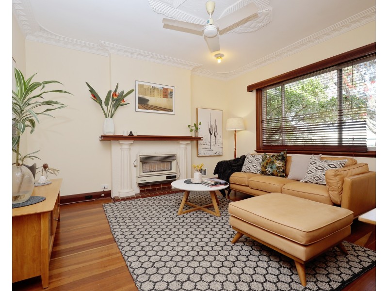 152 Edmund Street, Beaconsfield WA 6162