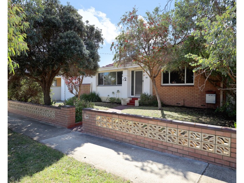 152 Edmund Street, Beaconsfield WA 6162
