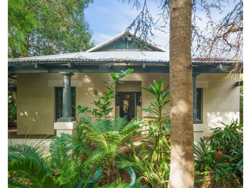 4 Almond Street, Guildford WA 6055