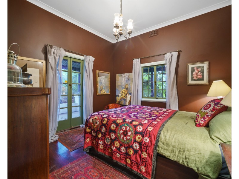 4 Almond Street, Guildford WA 6055