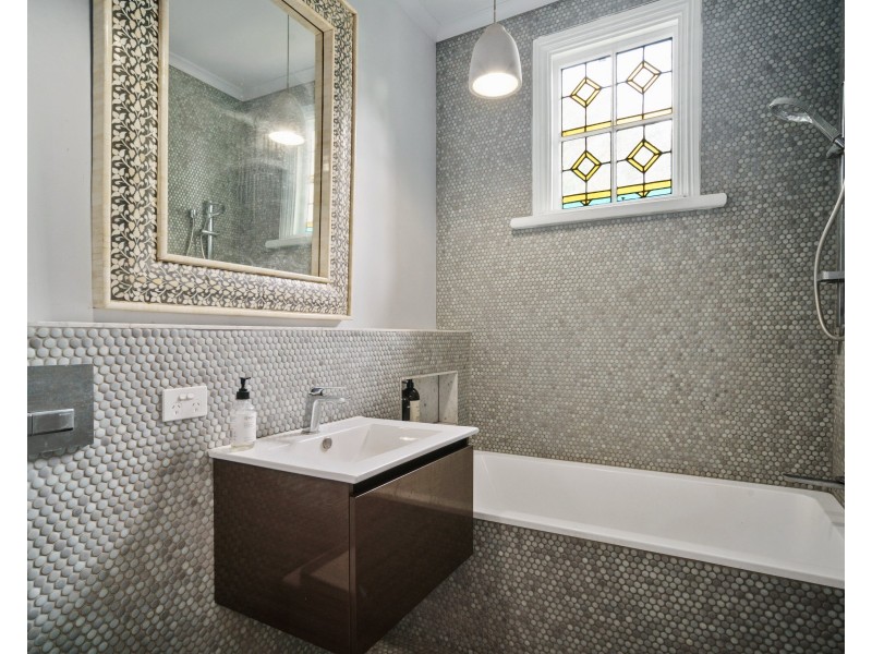 4 Almond Street, Guildford WA 6055