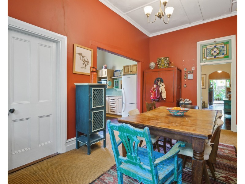 4 Almond Street, Guildford WA 6055