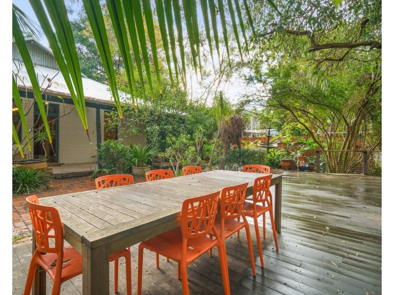 4 Almond Street, Guildford WA 6055