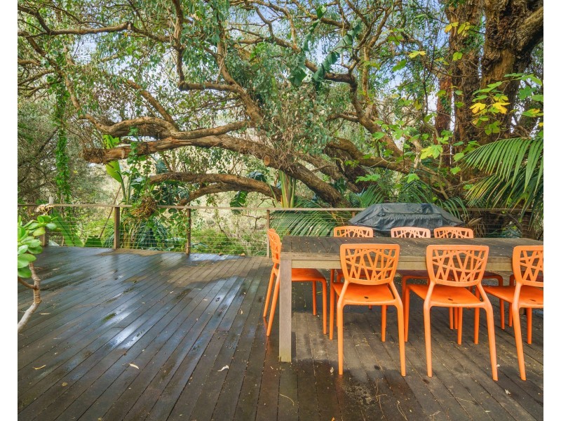 4 Almond Street, Guildford WA 6055